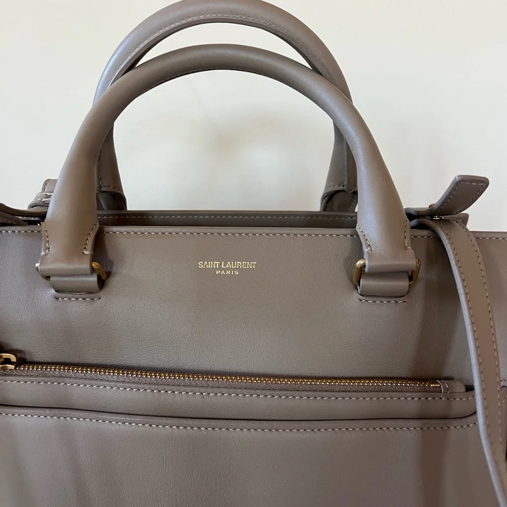 SAINT LAURENT Baby Cabas EastSide Leather Satche - Picture 7 of 14